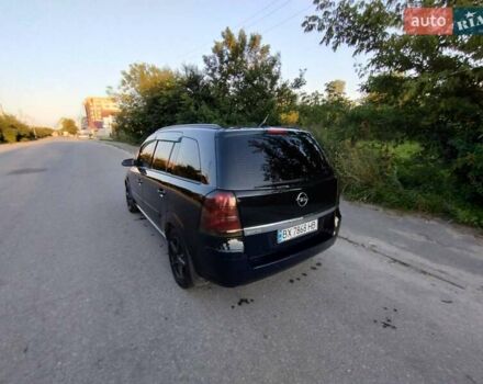 Черный Опель Зафира, объемом двигателя 1.6 л и пробегом 245 тыс. км за 4650 $, фото 11 на Automoto.ua