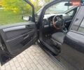 Черный Опель Зафира, объемом двигателя 1.9 л и пробегом 383 тыс. км за 4300 $, фото 5 на Automoto.ua