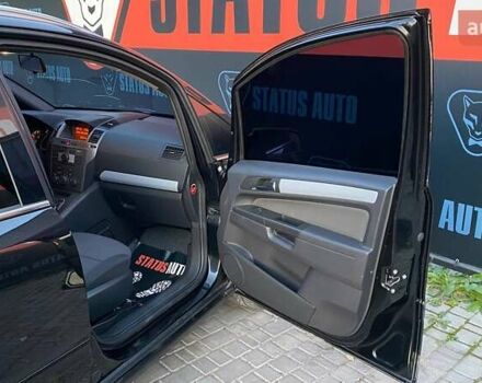 Чорний Опель Зафіра, об'ємом двигуна 1.6 л та пробігом 255 тис. км за 6000 $, фото 33 на Automoto.ua