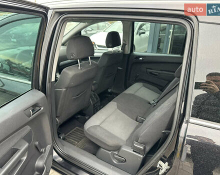 Черный Опель Зафира, объемом двигателя 1.8 л и пробегом 207 тыс. км за 5350 $, фото 15 на Automoto.ua