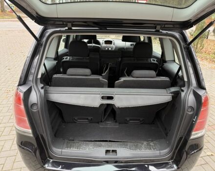 Чорний Опель Зафіра, об'ємом двигуна 1.6 л та пробігом 270 тис. км за 4750 $, фото 12 на Automoto.ua