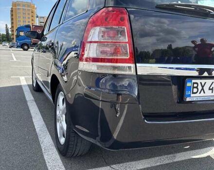 Черный Опель Зафира, объемом двигателя 1.9 л и пробегом 259 тыс. км за 6500 $, фото 12 на Automoto.ua