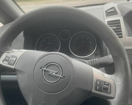 Чорний Опель Зафіра, об'ємом двигуна 1.9 л та пробігом 330 тис. км за 2250 $, фото 21 на Automoto.ua