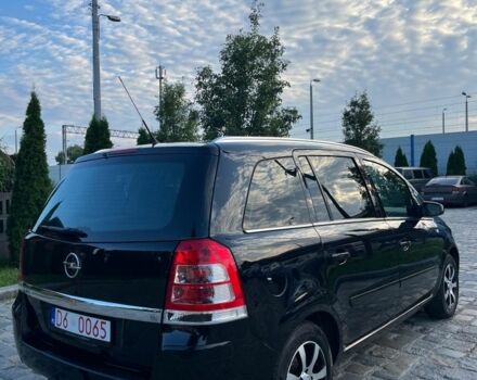 Черный Опель Зафира, объемом двигателя 1.8 л и пробегом 228 тыс. км за 7300 $, фото 7 на Automoto.ua