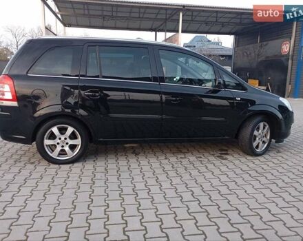 Чорний Опель Зафіра, об'ємом двигуна 0 л та пробігом 232 тис. км за 5700 $, фото 4 на Automoto.ua