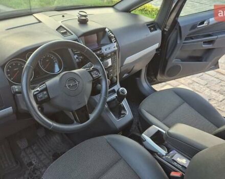 Чорний Опель Зафіра, об'ємом двигуна 1.8 л та пробігом 228 тис. км за 7300 $, фото 19 на Automoto.ua