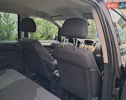 Черный Опель Зафира, объемом двигателя 1.8 л и пробегом 252 тыс. км за 5650 $, фото 52 на Automoto.ua