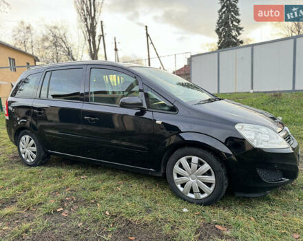 Черный Опель Зафира, объемом двигателя 2.2 л и пробегом 209 тыс. км за 4900 $, фото 7 на Automoto.ua