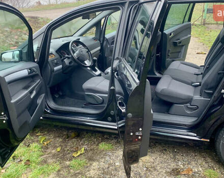 Черный Опель Зафира, объемом двигателя 1.8 л и пробегом 179 тыс. км за 6750 $, фото 19 на Automoto.ua