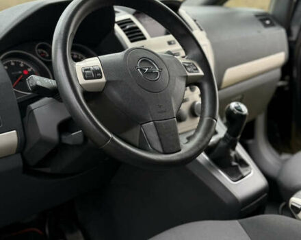 Чорний Опель Зафіра, об'ємом двигуна 1.6 л та пробігом 238 тис. км за 5500 $, фото 35 на Automoto.ua