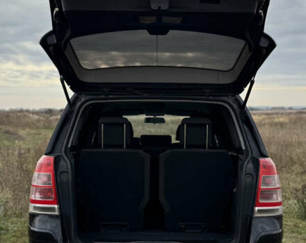 Чорний Опель Зафіра, об'ємом двигуна 1.6 л та пробігом 238 тис. км за 5500 $, фото 16 на Automoto.ua