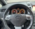 Черный Опель Зафира, объемом двигателя 1.9 л и пробегом 250 тыс. км за 3250 $, фото 12 на Automoto.ua