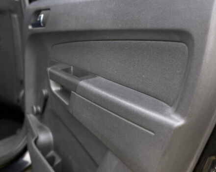 Чорний Опель Зафіра, об'ємом двигуна 1.6 л та пробігом 238 тис. км за 5500 $, фото 23 на Automoto.ua