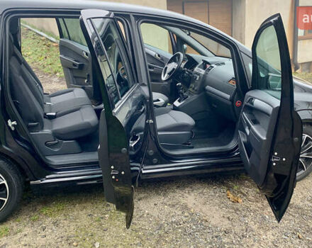 Черный Опель Зафира, объемом двигателя 1.8 л и пробегом 179 тыс. км за 6750 $, фото 13 на Automoto.ua