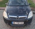 Чорний Опель Зафіра, об'ємом двигуна 1.9 л та пробігом 243 тис. км за 4500 $, фото 4 на Automoto.ua