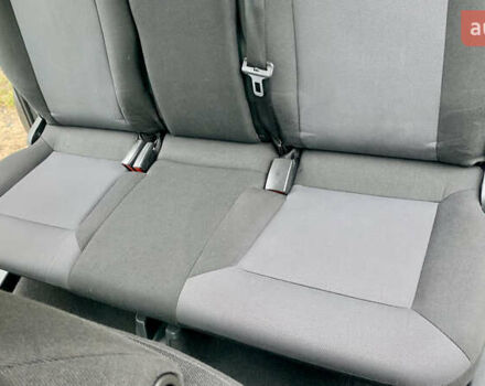 Черный Опель Зафира, объемом двигателя 1.8 л и пробегом 179 тыс. км за 6750 $, фото 25 на Automoto.ua