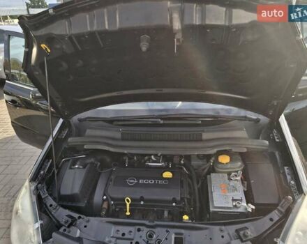 Черный Опель Зафира, объемом двигателя 1.8 л и пробегом 250 тыс. км за 5400 $, фото 9 на Automoto.ua