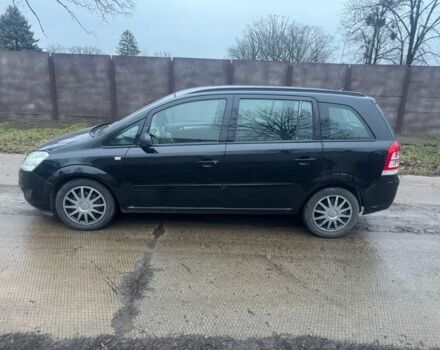 Черный Опель Зафира, объемом двигателя 1.9 л и пробегом 250 тыс. км за 2800 $, фото 2 на Automoto.ua