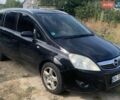 Черный Опель Зафира, объемом двигателя 1.69 л и пробегом 400 тыс. км за 5200 $, фото 1 на Automoto.ua