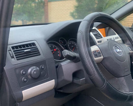 Черный Опель Зафира, объемом двигателя 1.8 л и пробегом 230 тыс. км за 5400 $, фото 68 на Automoto.ua