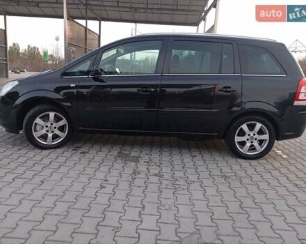Чорний Опель Зафіра, об'ємом двигуна 0 л та пробігом 232 тис. км за 5700 $, фото 5 на Automoto.ua