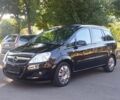 Черный Опель Зафира, объемом двигателя 1.9 л и пробегом 200 тыс. км за 5550 $, фото 1 на Automoto.ua