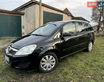 Черный Опель Зафира, объемом двигателя 2.2 л и пробегом 209 тыс. км за 4900 $, фото 2 на Automoto.ua