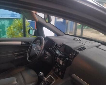 Черный Опель Зафира, объемом двигателя 1.91 л и пробегом 226 тыс. км за 6300 $, фото 3 на Automoto.ua