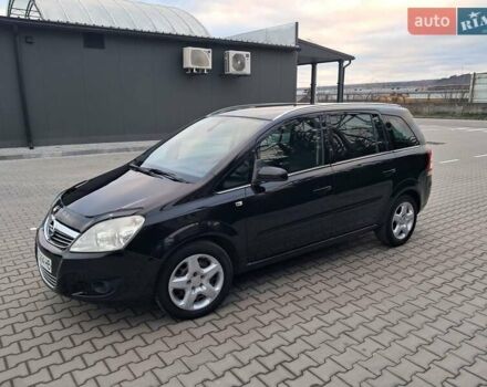 Черный Опель Зафира, объемом двигателя 1.8 л и пробегом 252 тыс. км за 5650 $, фото 5 на Automoto.ua