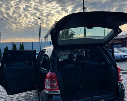 Черный Опель Зафира, объемом двигателя 1.8 л и пробегом 228 тыс. км за 7300 $, фото 16 на Automoto.ua