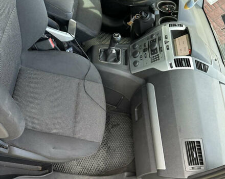 Черный Опель Зафира, объемом двигателя 1.69 л и пробегом 184 тыс. км за 4800 $, фото 8 на Automoto.ua