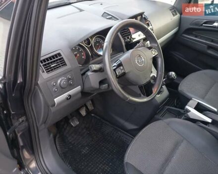 Чорний Опель Зафіра, об'ємом двигуна 0 л та пробігом 232 тис. км за 5700 $, фото 12 на Automoto.ua