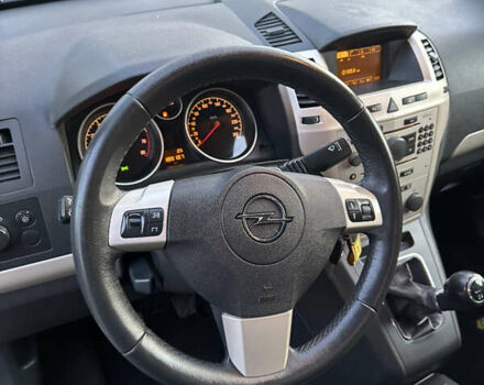 Опель Зафира 2008 в Хороле на Automoto.ua Черный Опель Зафира, объемом двигателя 1.8 л и пробегом 180 тыс. км за 6650 $, фото 26 на Automoto.ua