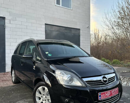 Опель Зафира 2008 в Хороле на Automoto.ua Черный Опель Зафира, объемом двигателя 1.8 л и пробегом 180 тыс. км за 6650 $, фото 37 на Automoto.ua