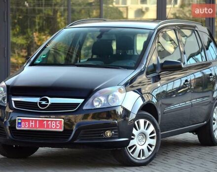Черный Опель Зафира, объемом двигателя 1.6 л и пробегом 221 тыс. км за 6350 $, фото 7 на Automoto.ua