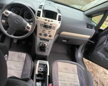 Чорний Опель Зафіра, об'ємом двигуна 1.9 л та пробігом 336 тис. км за 5500 $, фото 22 на Automoto.ua