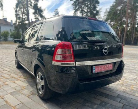 Черный Опель Зафира, объемом двигателя 1.6 л и пробегом 227 тыс. км за 6300 $, фото 6 на Automoto.ua