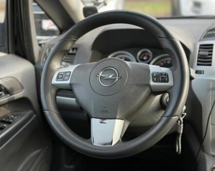 Чорний Опель Зафіра, об'ємом двигуна 1.9 л та пробігом 370 тис. км за 7100 $, фото 15 на Automoto.ua