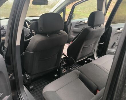 Чорний Опель Зафіра, об'ємом двигуна 1.9 л та пробігом 336 тис. км за 5500 $, фото 12 на Automoto.ua