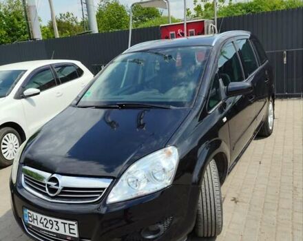 Черный Опель Зафира, объемом двигателя 1.6 л и пробегом 230 тыс. км за 5000 $, фото 4 на Automoto.ua