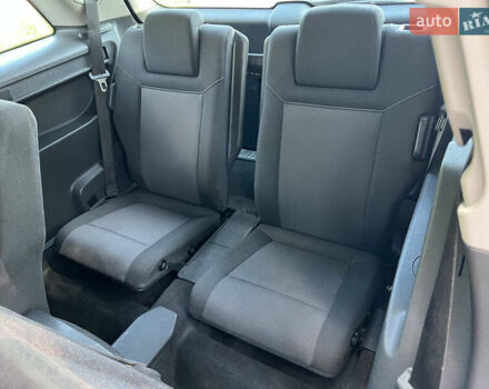 Черный Опель Зафира, объемом двигателя 1.6 л и пробегом 227 тыс. км за 6300 $, фото 20 на Automoto.ua