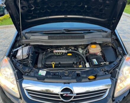 Черный Опель Зафира, объемом двигателя 1.8 л и пробегом 228 тыс. км за 7300 $, фото 19 на Automoto.ua