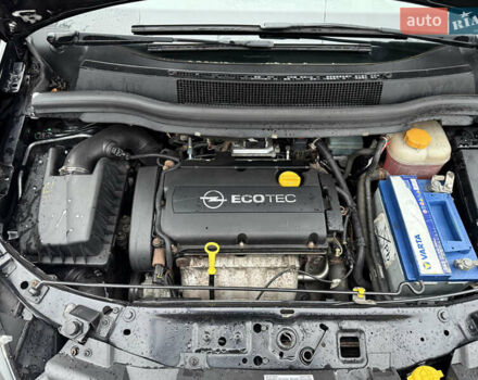 Чорний Опель Зафіра, об'ємом двигуна 1.8 л та пробігом 193 тис. км за 6300 $, фото 23 на Automoto.ua