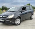Черный Опель Зафира, объемом двигателя 1.9 л и пробегом 270 тыс. км за 3787 $, фото 1 на Automoto.ua