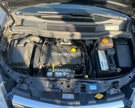 Черный Опель Зафира, объемом двигателя 1.6 л и пробегом 227 тыс. км за 6300 $, фото 9 на Automoto.ua