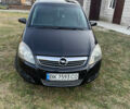 Черный Опель Зафира, объемом двигателя 1.9 л и пробегом 255 тыс. км за 6300 $, фото 1 на Automoto.ua