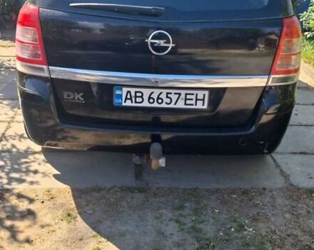 Черный Опель Зафира, объемом двигателя 1.6 л и пробегом 261 тыс. км за 5700 $, фото 6 на Automoto.ua