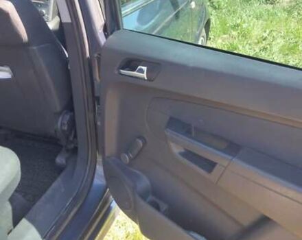 Чорний Опель Зафіра, об'ємом двигуна 1.69 л та пробігом 325 тис. км за 5700 $, фото 15 на Automoto.ua