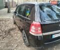 Черный Опель Зафира, объемом двигателя 1.69 л и пробегом 263 тыс. км за 6000 $, фото 4 на Automoto.ua