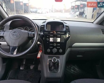 Чорний Опель Зафіра, об'ємом двигуна 0 л та пробігом 232 тис. км за 5700 $, фото 17 на Automoto.ua